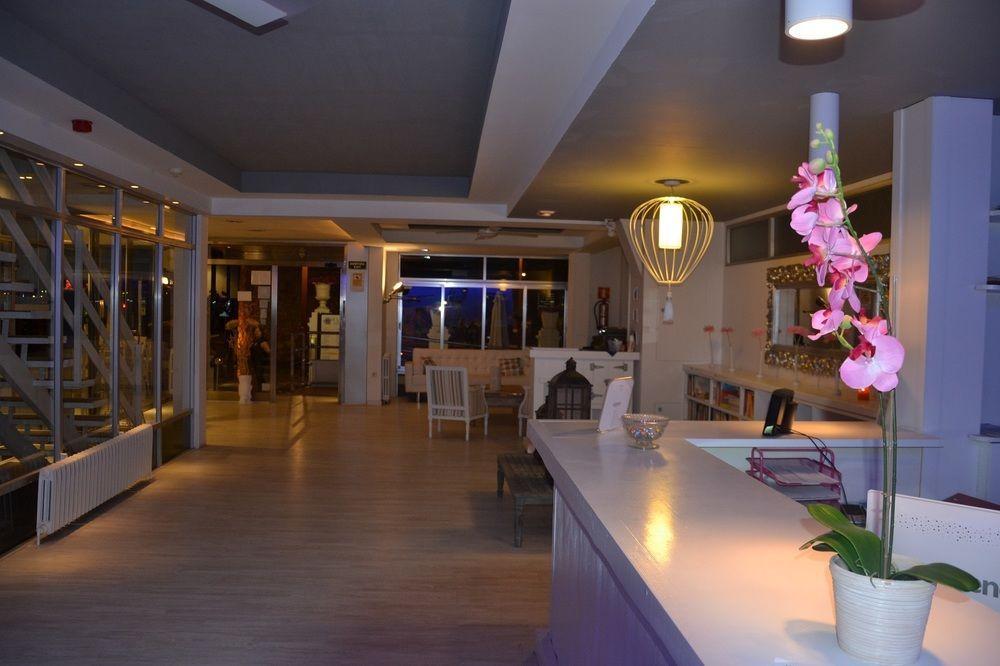 Solvi Hotel - Adults Only Vilanova i la Geltrú Εξωτερικό φωτογραφία
