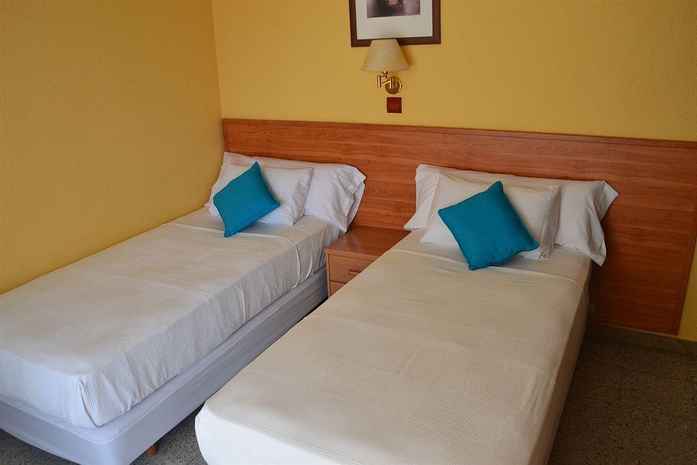Solvi Hotel - Adults Only Vilanova i la Geltrú Εξωτερικό φωτογραφία