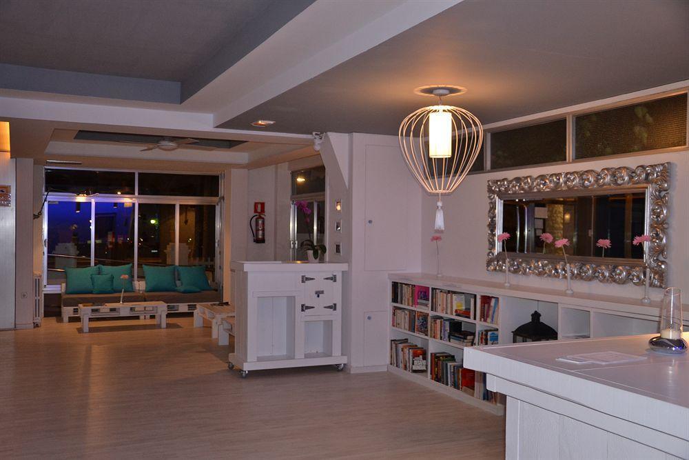 Solvi Hotel - Adults Only Vilanova i la Geltrú Εξωτερικό φωτογραφία