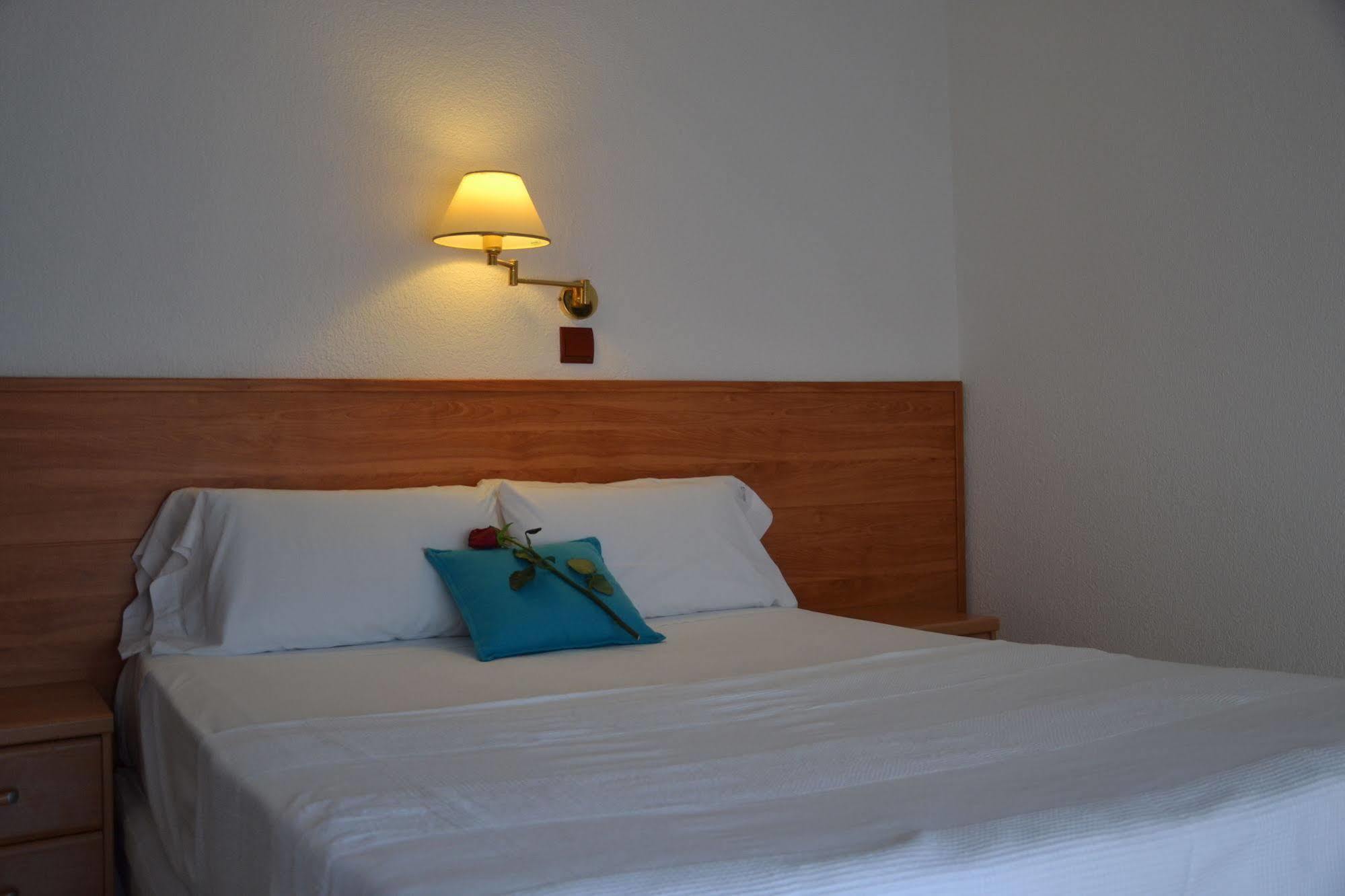 Solvi Hotel - Adults Only Vilanova i la Geltrú Εξωτερικό φωτογραφία