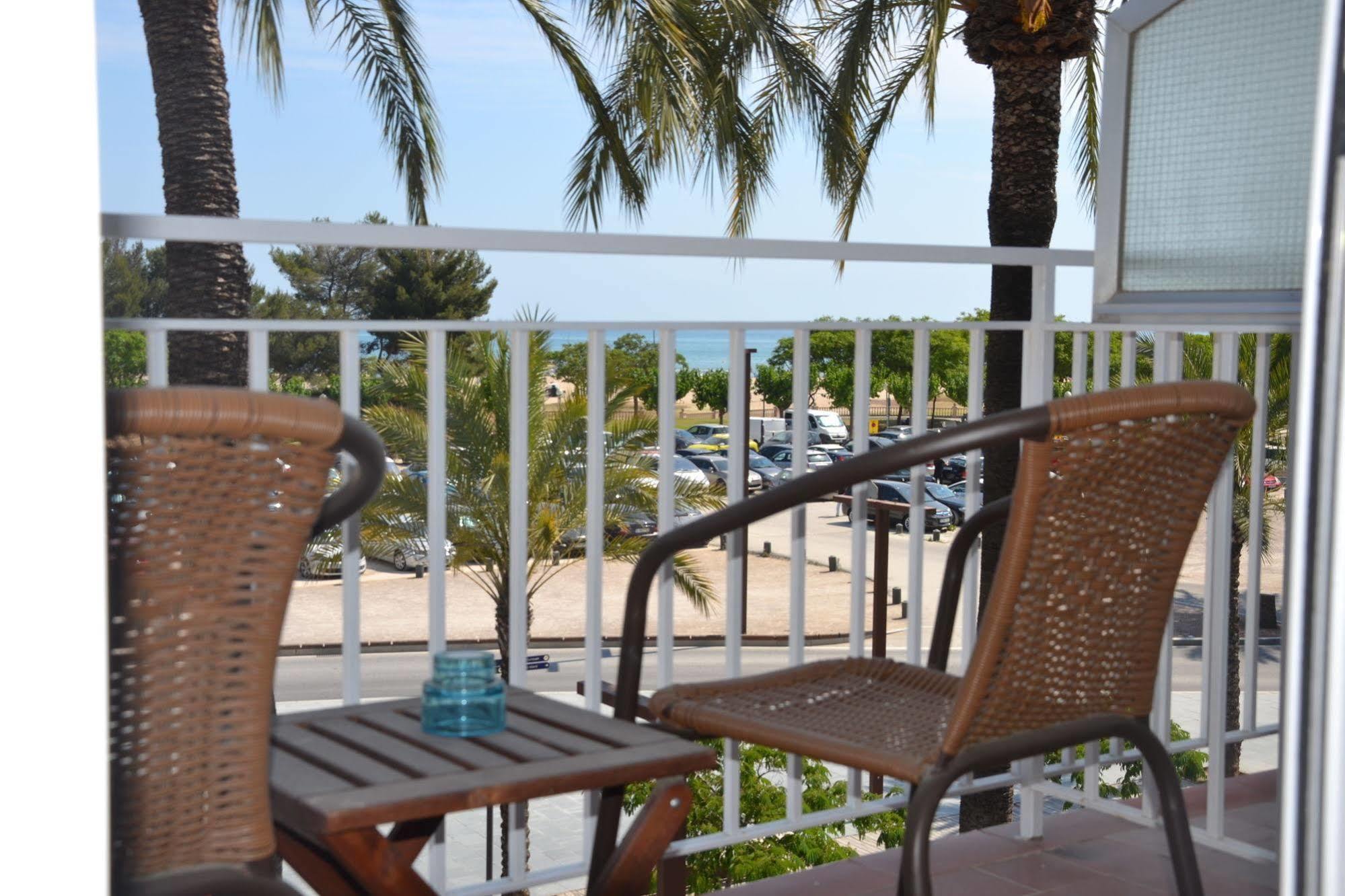 Solvi Hotel - Adults Only Vilanova i la Geltrú Εξωτερικό φωτογραφία